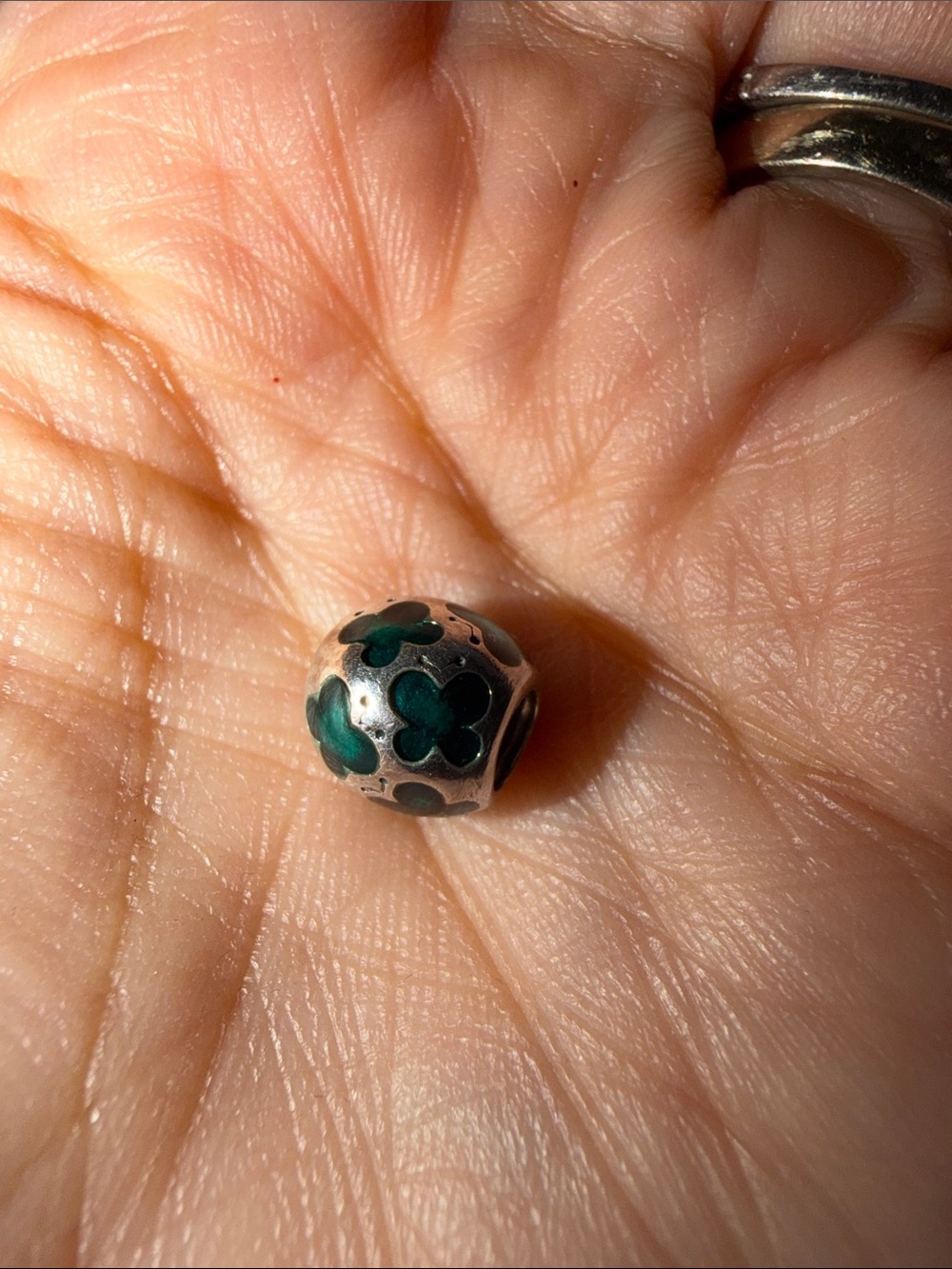 Pandora 925 Silver Green Clover Accent Charm - Picture 2 of 4